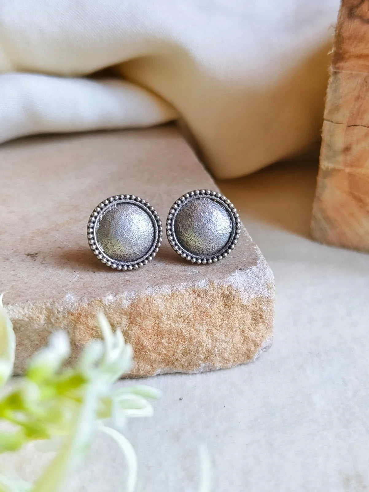 Boondi Oxidized Stud