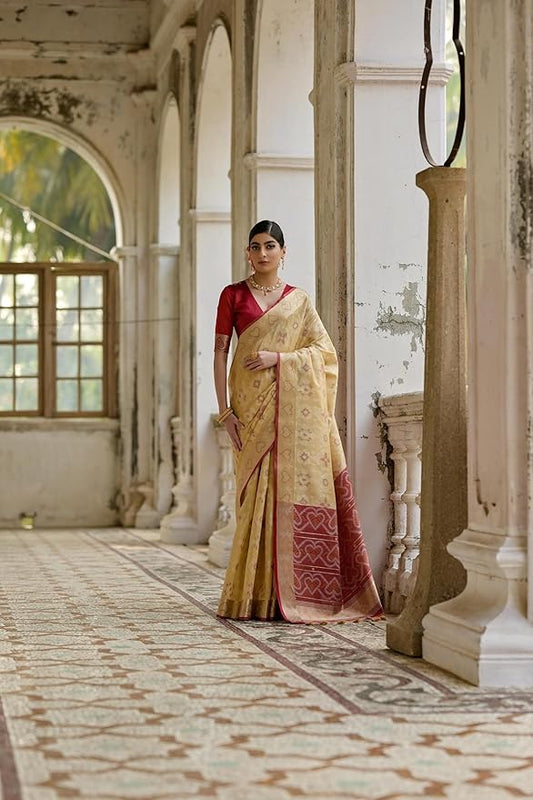 Pochampally Ikkat Silk Saree