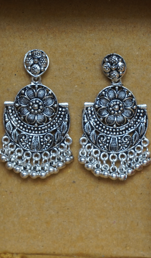 Floral with ghungroo modern chandbali