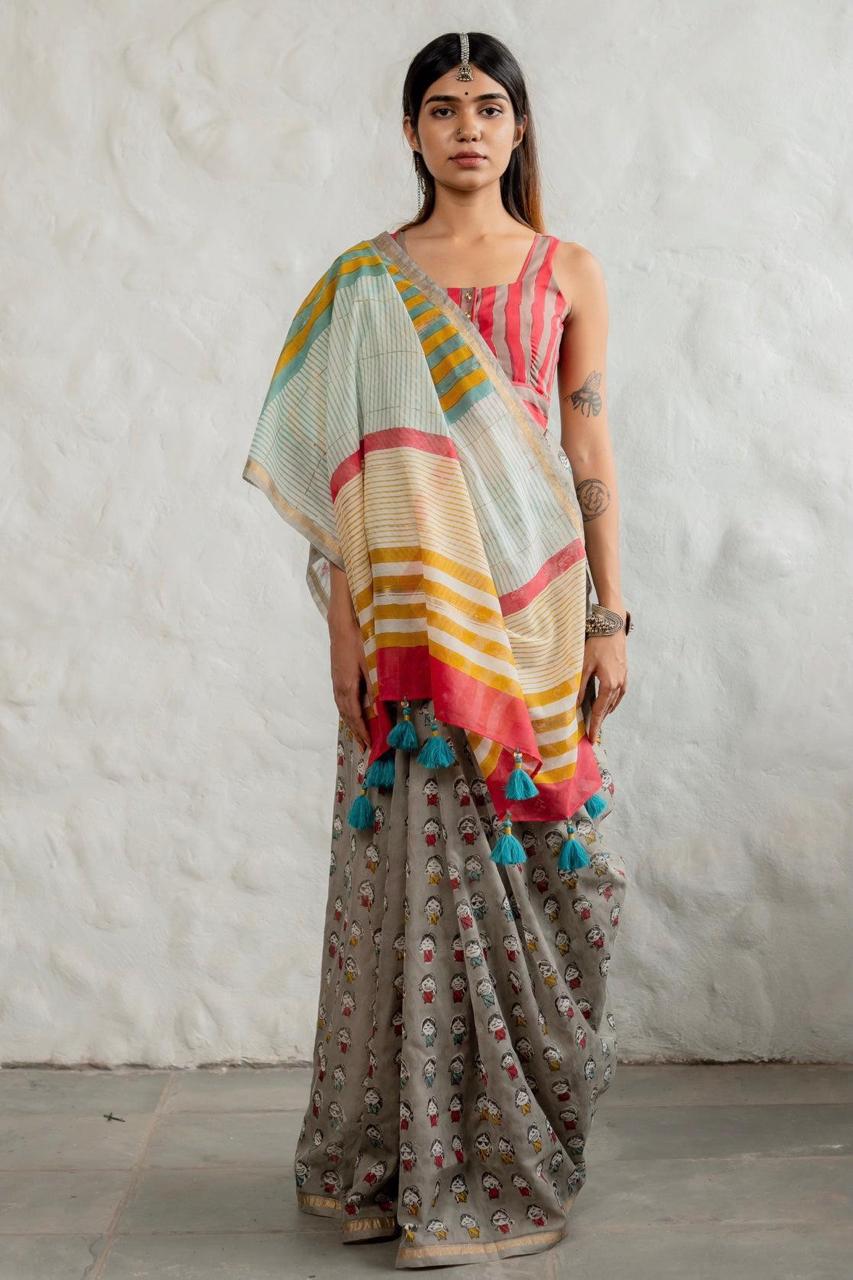 Quirky Print Soft Cotton Saree - Grey